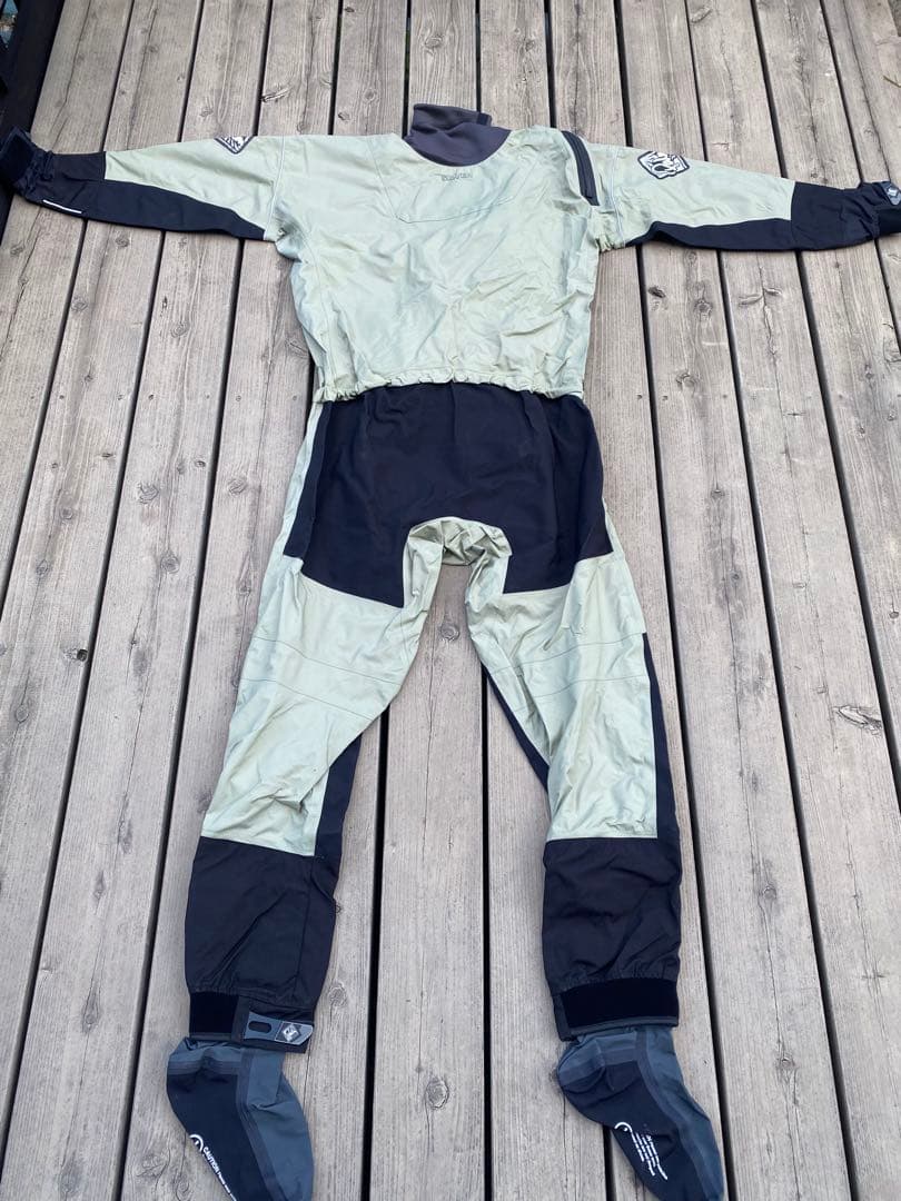 PALM パーム　ドライスーツ　Sサイズ　カヤック　未使用品