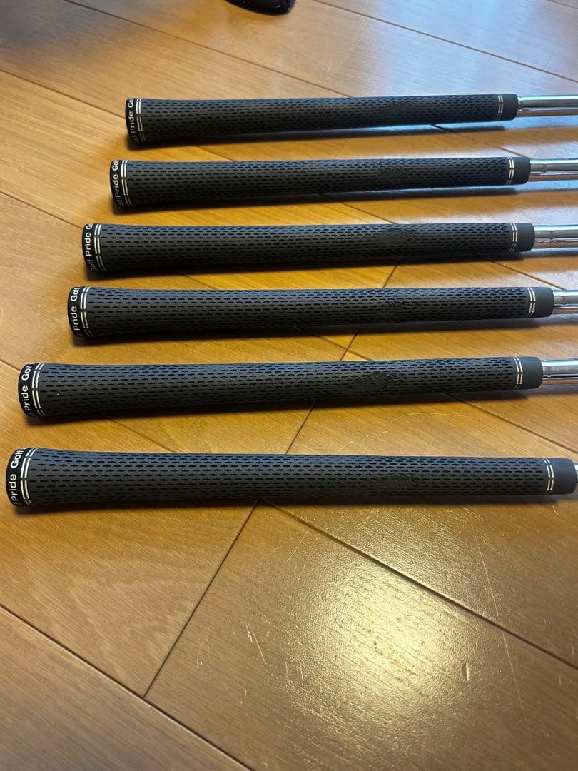 テーラーメイド　P790（2023） DG ツアーイシュー　S200 5〜P6本