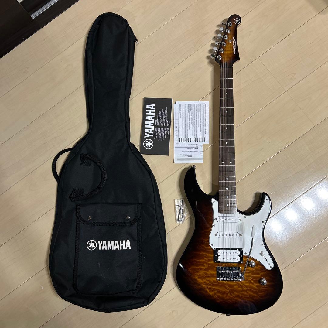 ヤマハ　パシフィカ　YAMAHA PACIFICA 212VQM