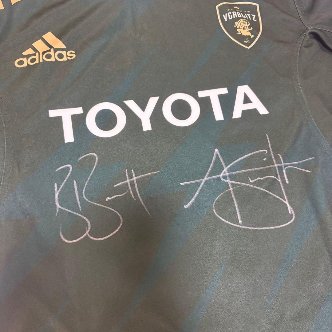 トヨタヴェルブリッツ　アーロンスミス　ボーデンバレットサイン入りジャージ