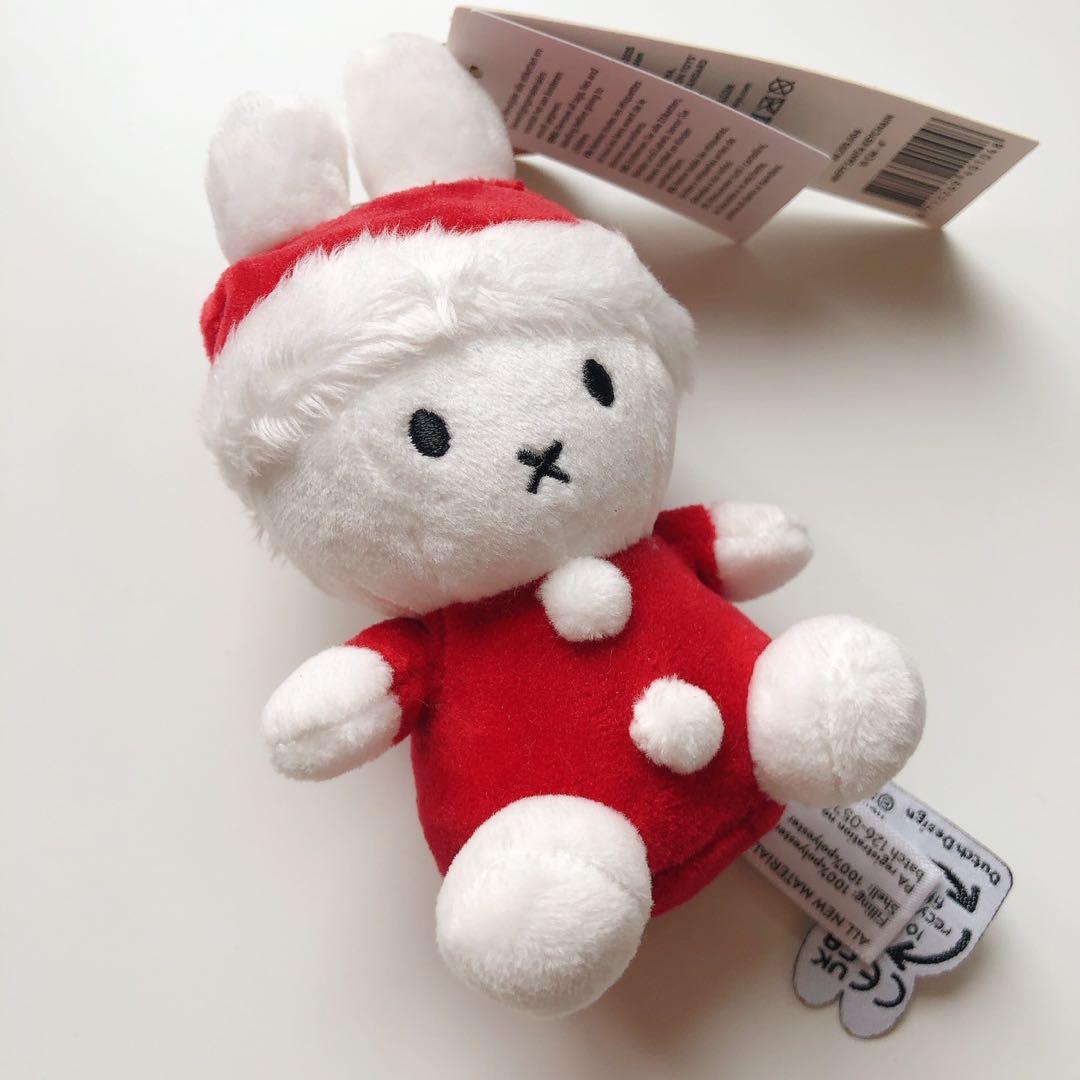 【futaba】miffy オランダ限定　サンタ　マフラー　キーホルダー