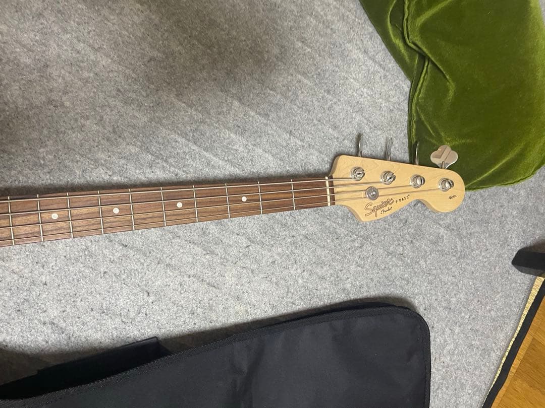 楽器店調整済み！Squier by Fender Precision BASS