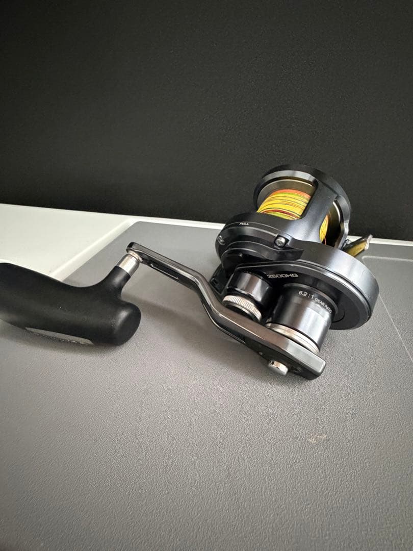 OCEA JIGGER LD 2500HG 両軸リール