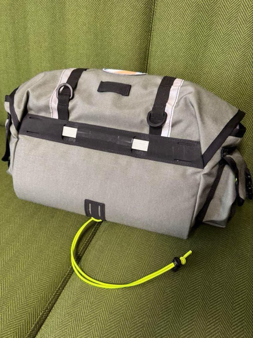 SWIFT INDUSTRIES zeitgeist pack グレー 12L