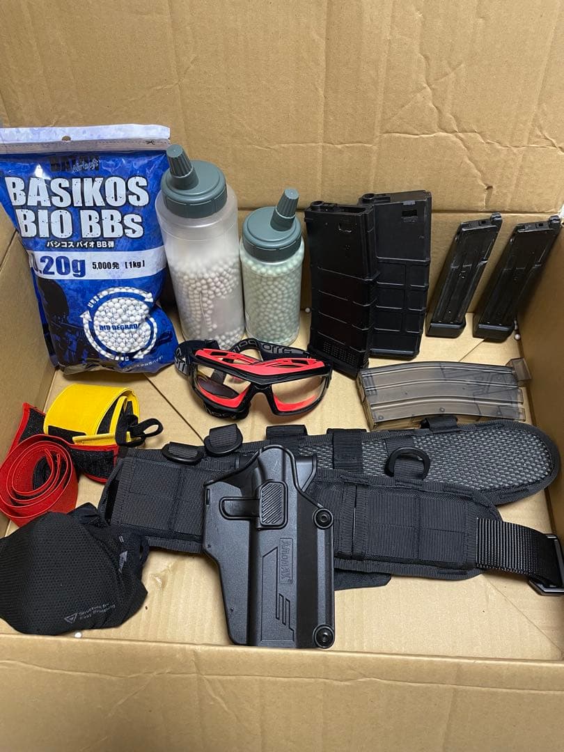 【1日限定】サバゲー引退品まとめ売りマガジン ゴーグル ベルトホルスター装備一式