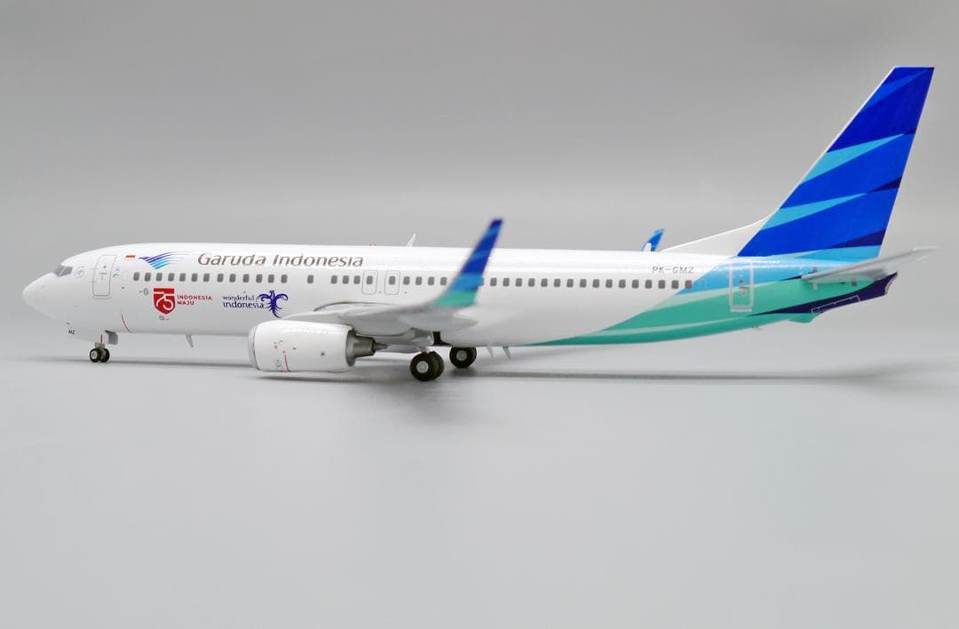 ガルーダインドネシア航空 737-800 PK-GMZ 1/200