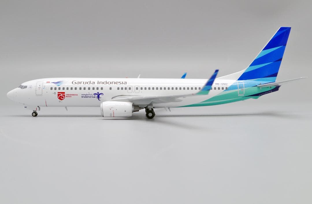 ガルーダインドネシア航空 737-800 PK-GMZ 1/200