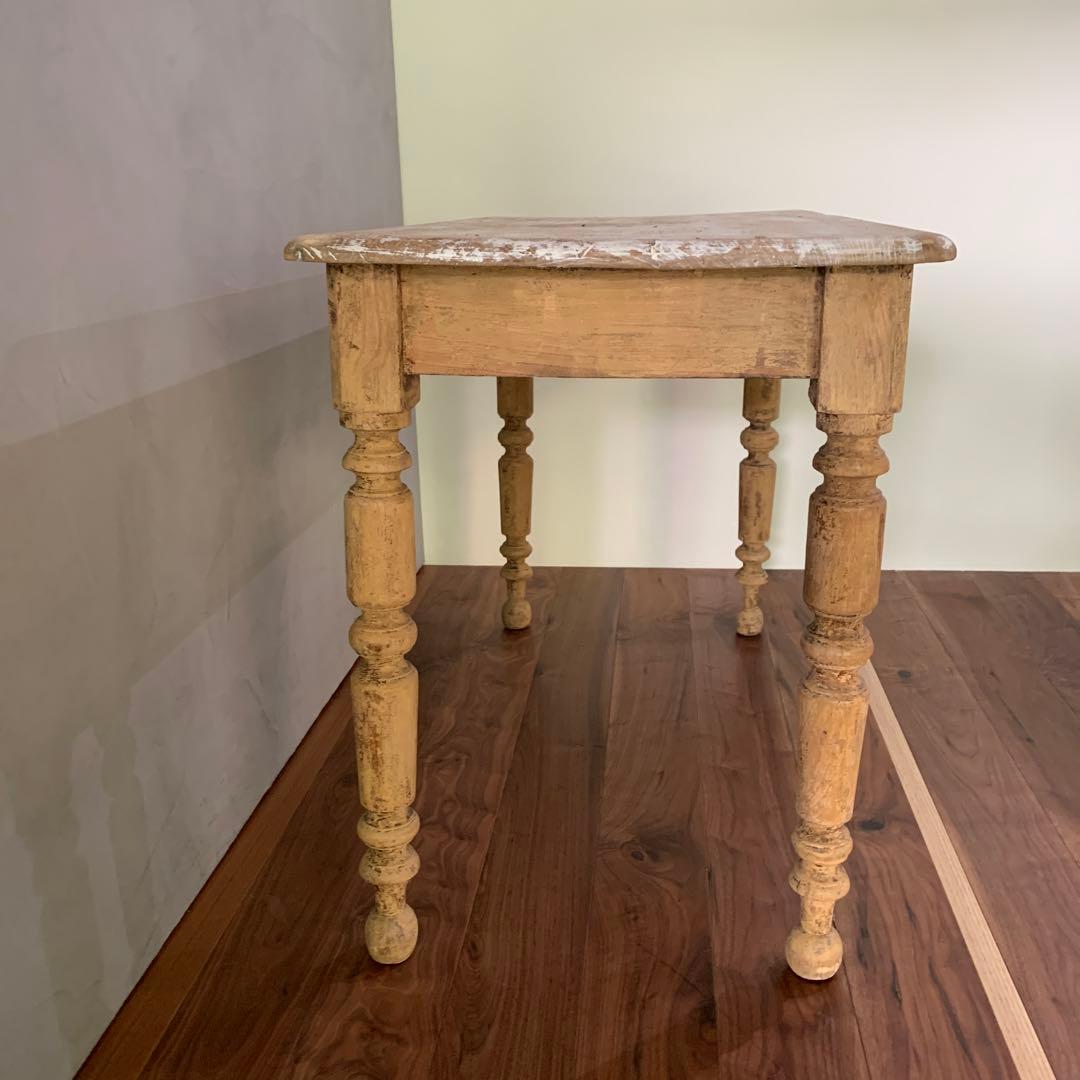 アンティークテーブル　ヨーロッパデスク　什器　フランスアンティーク　机