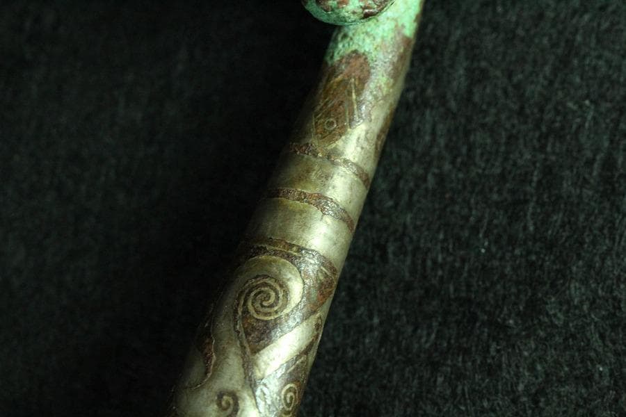 中国美術 青銅 銀象嵌 帯駒 古美術(K-BB491)