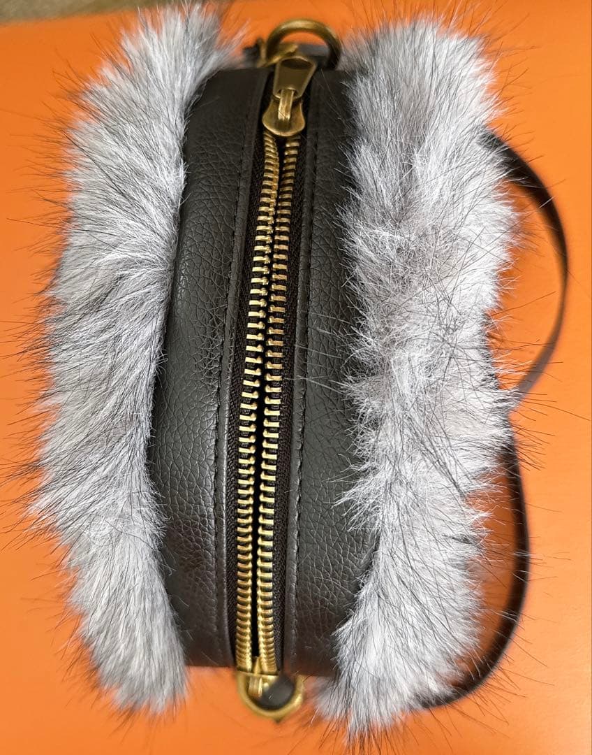 め*も様 Amano Tatsuya もふもふバック　Crossfaith