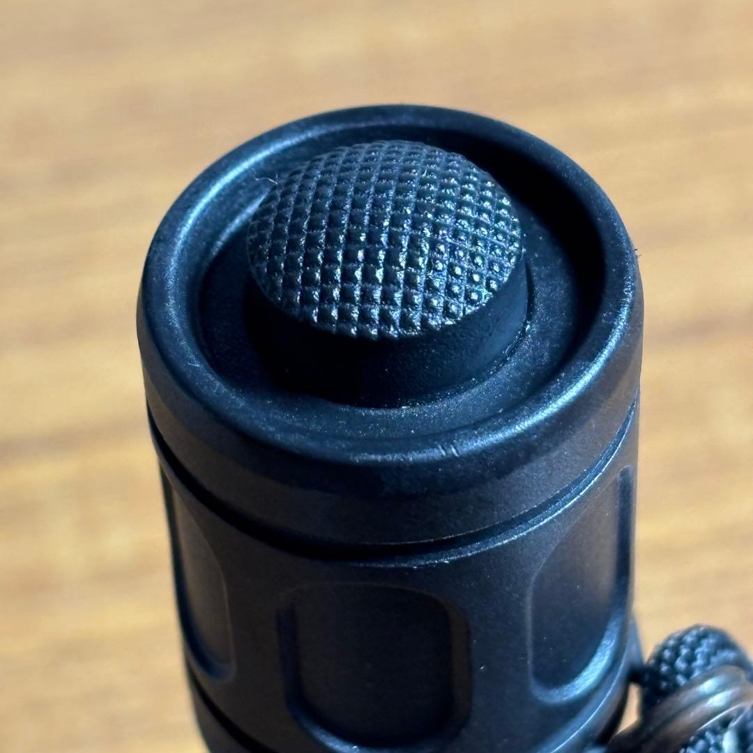 シュアファイア　 G2Z フラッシュライト　タクティカル