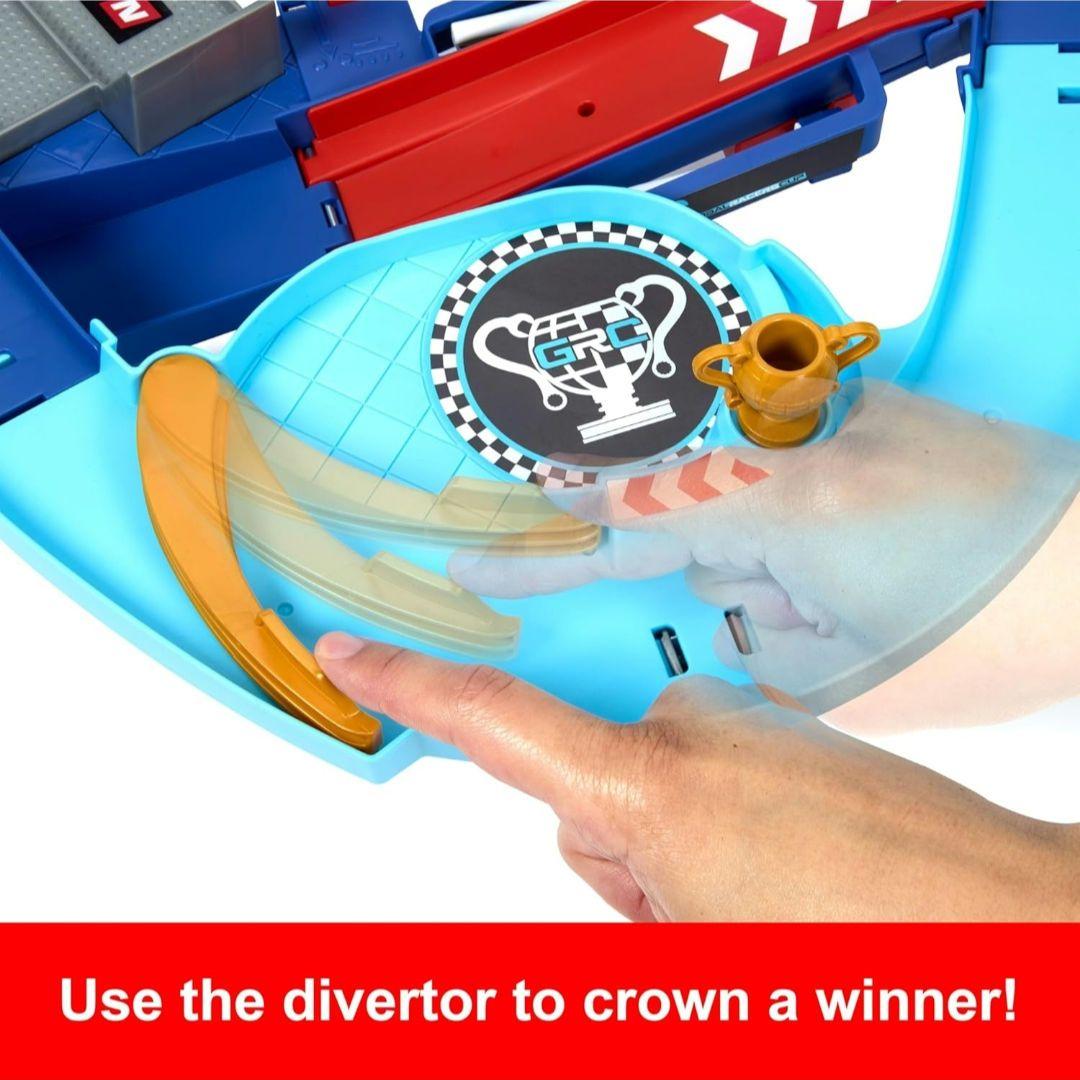 マテル カーズ GRC プレイセット ミニカー2台 マックィーン フランチェスコ