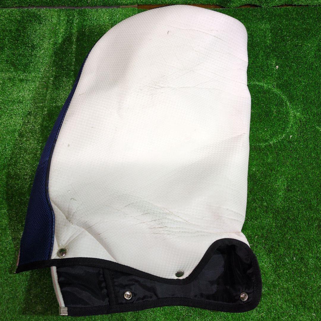 adidas ゴルフキャディバッグ オシャレなトリコロールカラー　フードカバー付