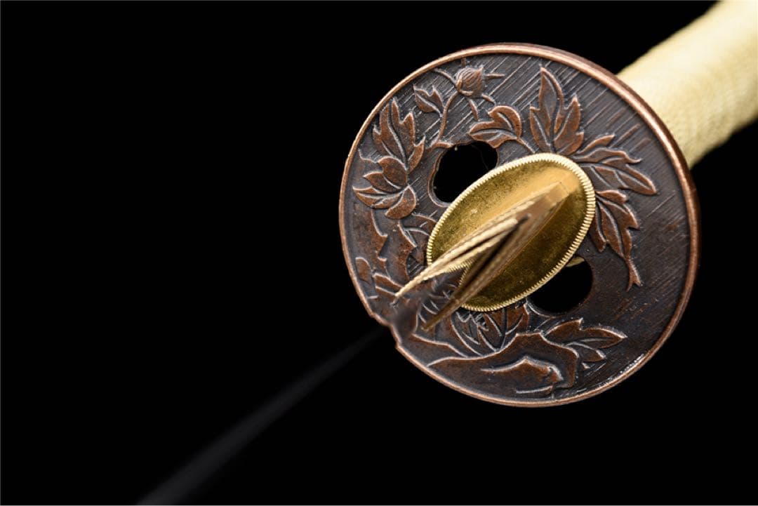 【カササギの舞】 日本刀 模造刀 居合刀 斬馬刀 龍泉剣 清剣 唐刀 漢剣