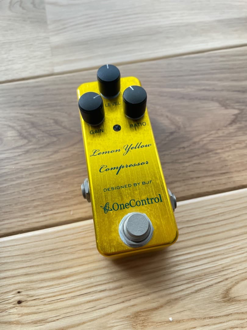 ギター OneControl Lemon Yellow Compressor