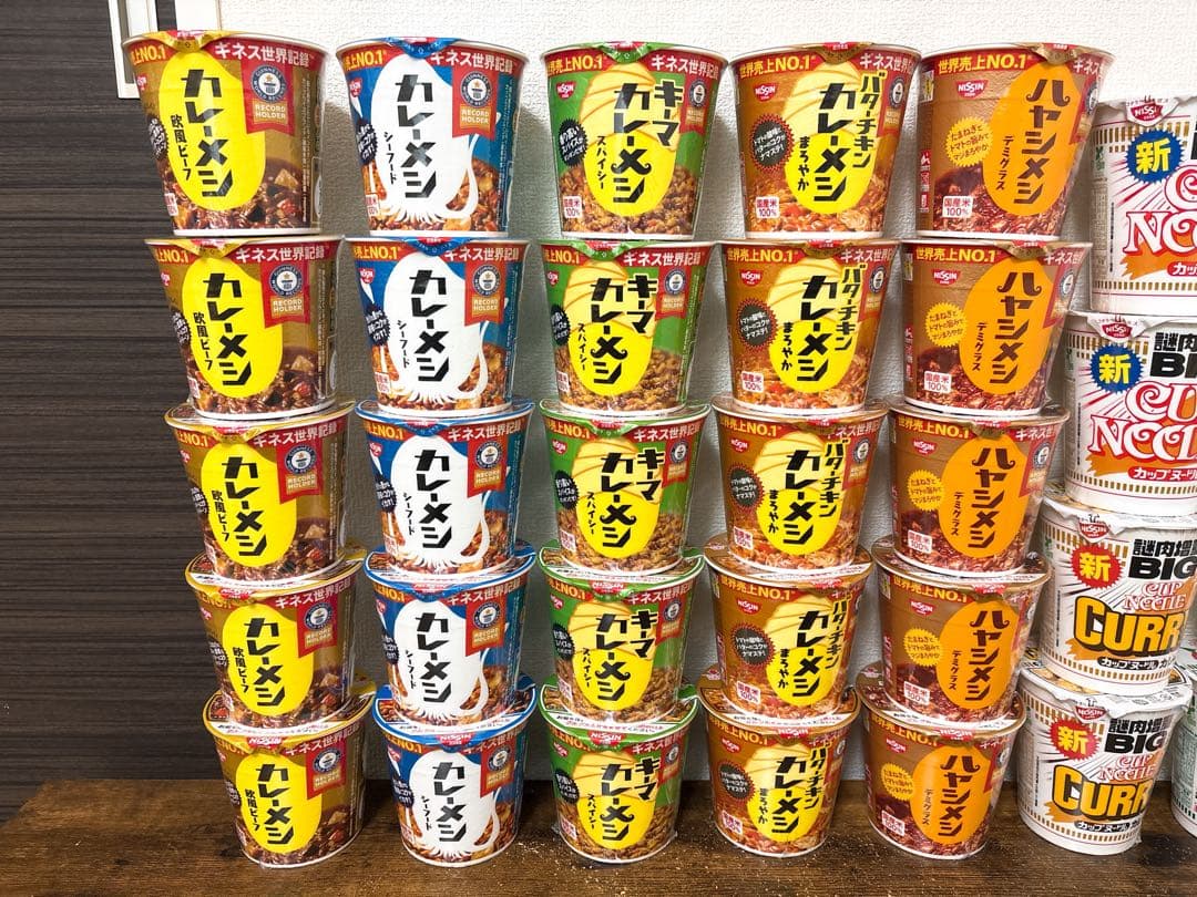 【お買得】カップ麺 アミューズメント景品 まとめ売り カレーメシ カップヌードル