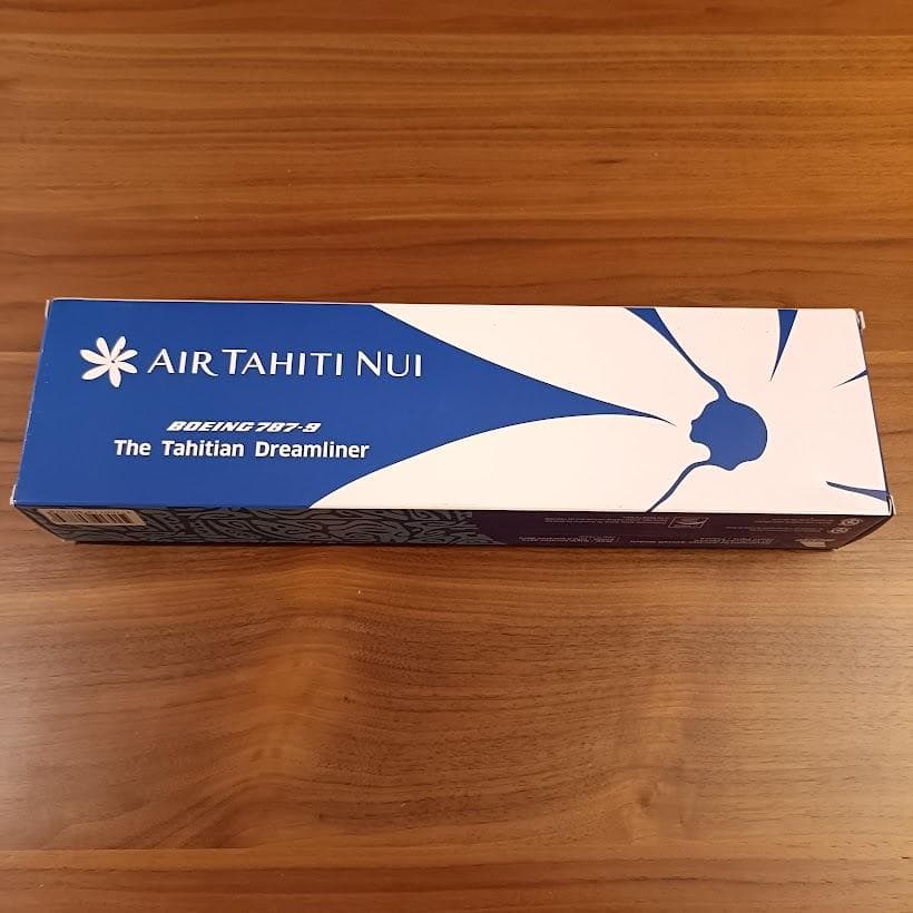 エア タヒチ ヌイ B787-9 モデルプレーン 1/200 新品 未組み立て