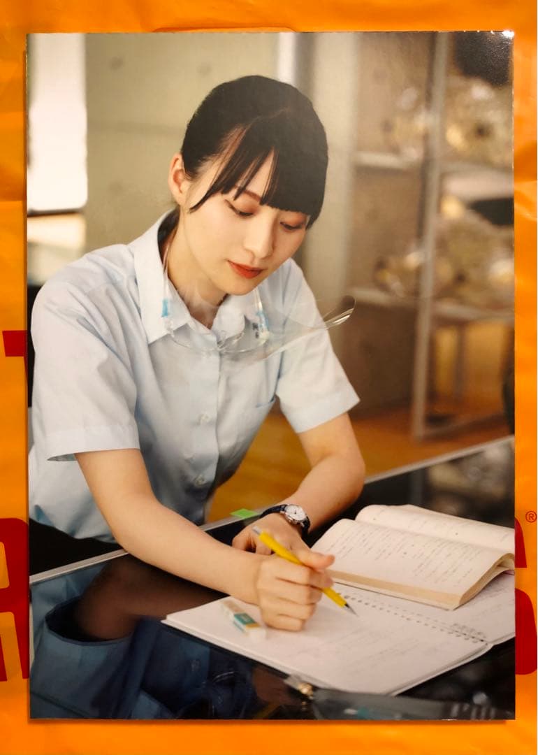 ≠MEメジャー1stシングル「君はこの夏、恋をする」発売記念　パネル