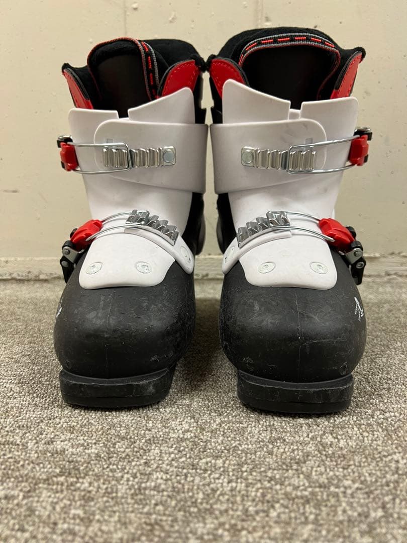 ジュニア　スキーブーツ