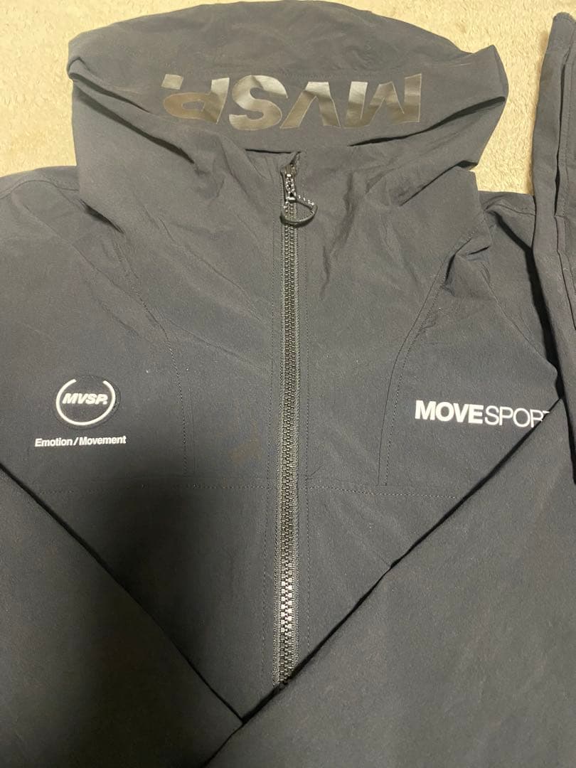 「美品」DESCENTE MOVE SPORTセットアップ　上下セット