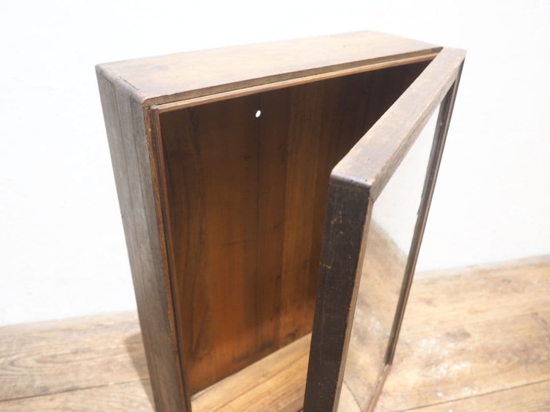 1315 アンティーク　蓋付の木製ガラスケース　木箱　掛け時計　レトロ　古家具