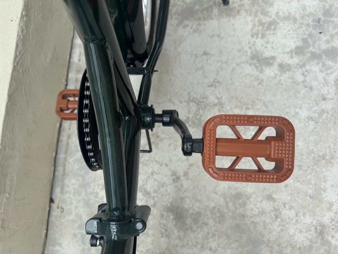 ギア付き折りたたみ自転車　ダークグリーン