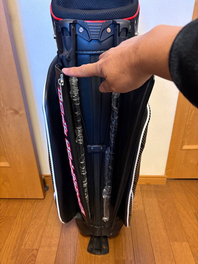 【新品・未使用】ルーニーテューンズ　 キャディーゴルフバッグ