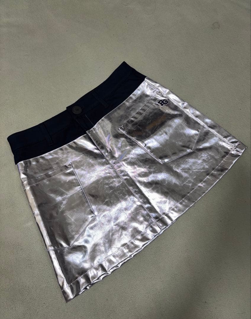 （美品）パーリーゲイツ、プラチナシルバー、スカート、サイズ1、希少品