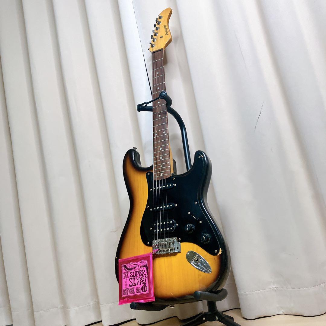 FERNANDES フェルナンデス ストラトキャスタータイプ サンバースト