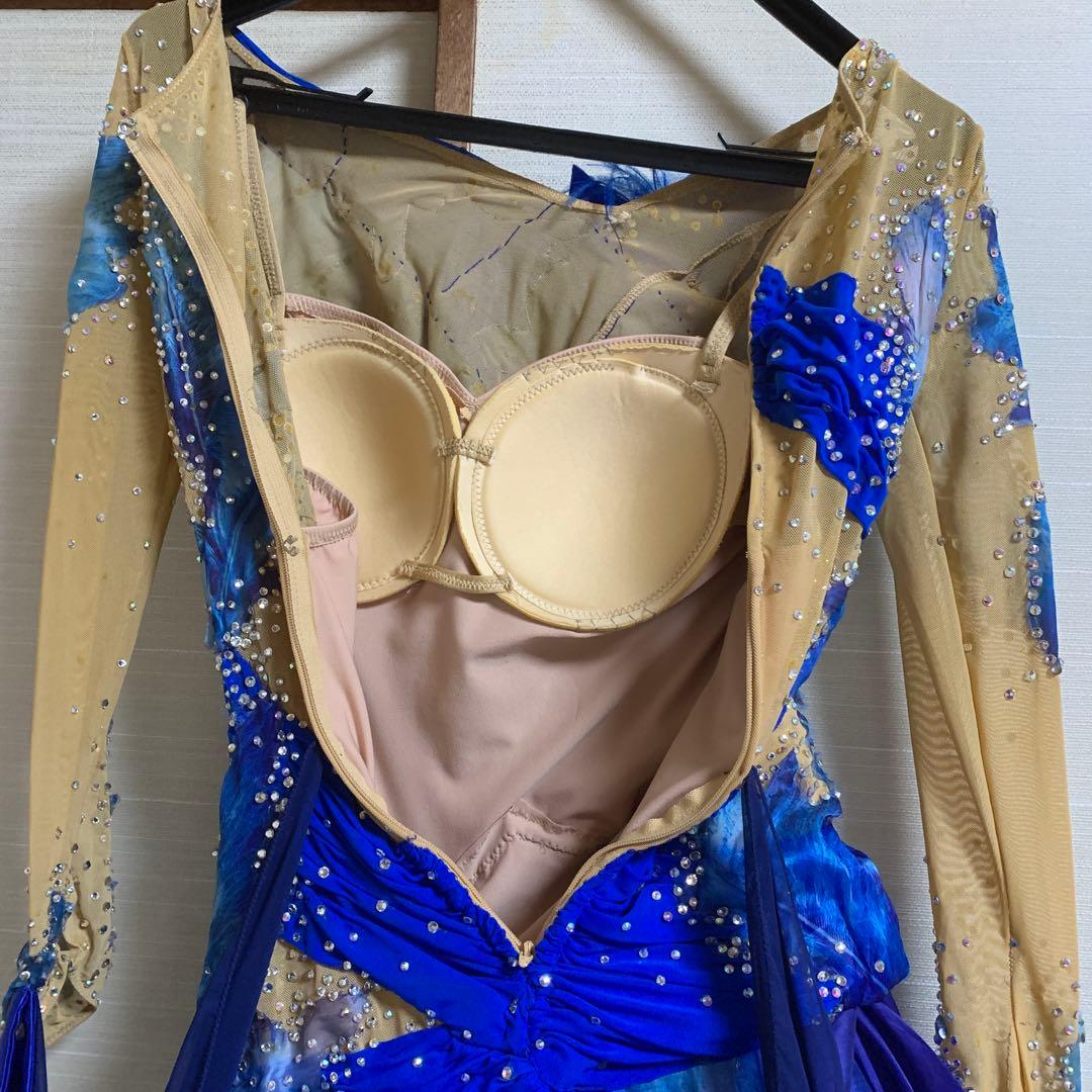 社交ダンス用青と金のドレス