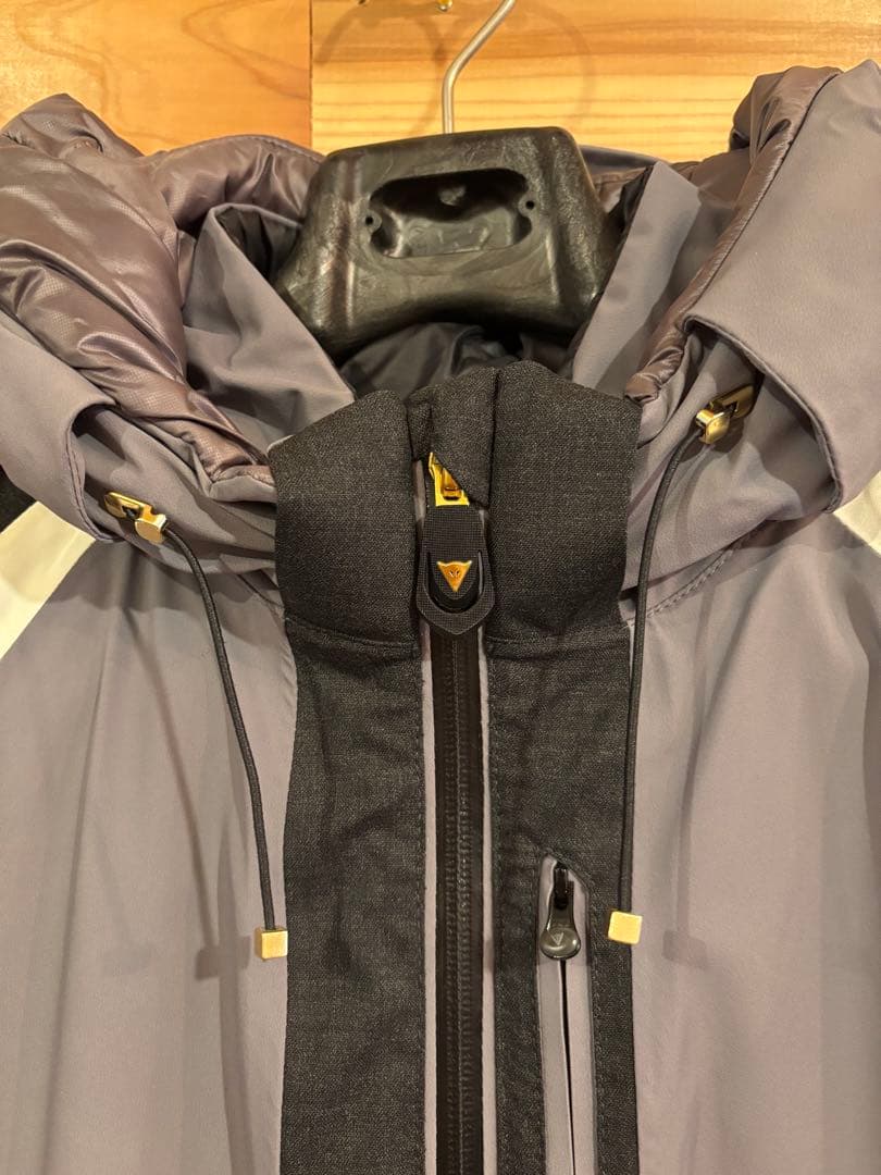 DAINESE スキーウェア(女性用) フード付き グレー
