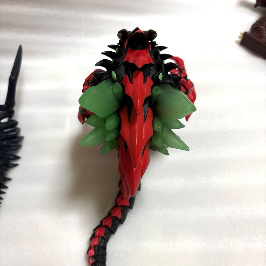ウルトラ怪獣　アークベリアル　ハイパーゼットン　ギガント　ベリュドラ　ゴモラ