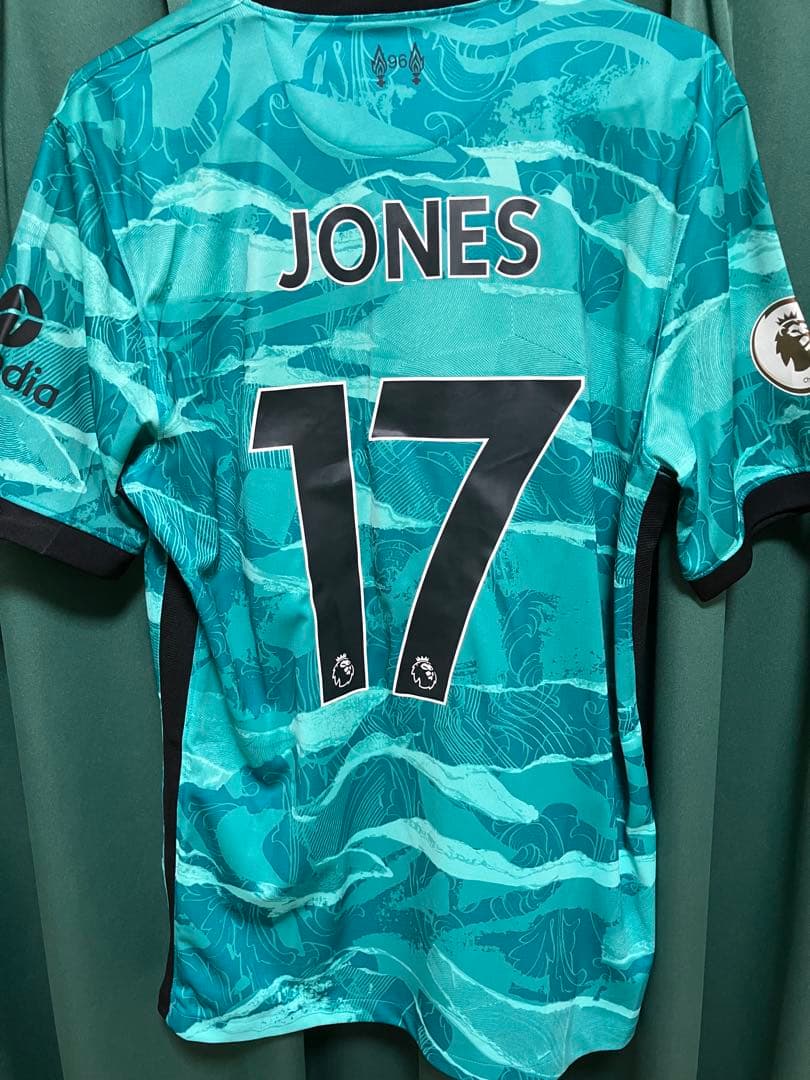 リヴァプール　ユニフォーム　カーティスジョーンズ