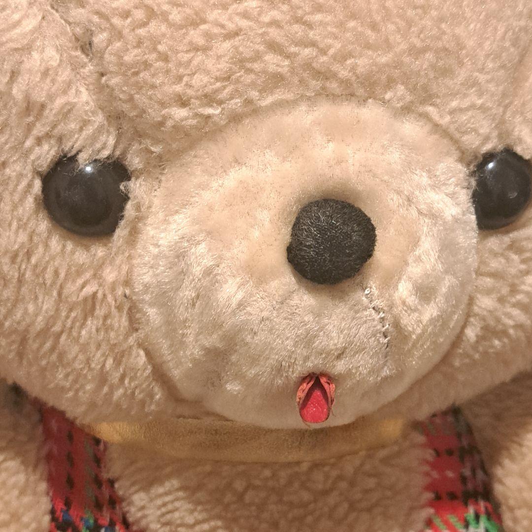 昭和レトロなベージュのチェック柄お洋服のクマ　ヴィンテージ　ビンテージ　当時物