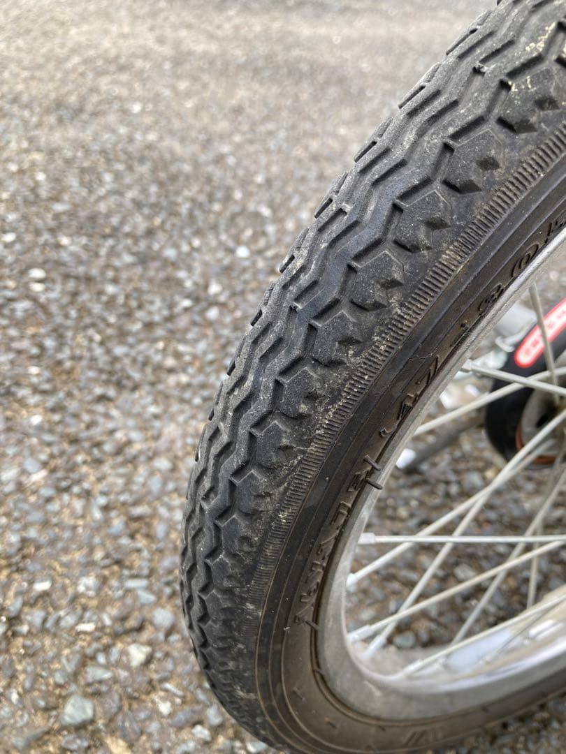 折りたたみ自転車　16インチ　シングルギア