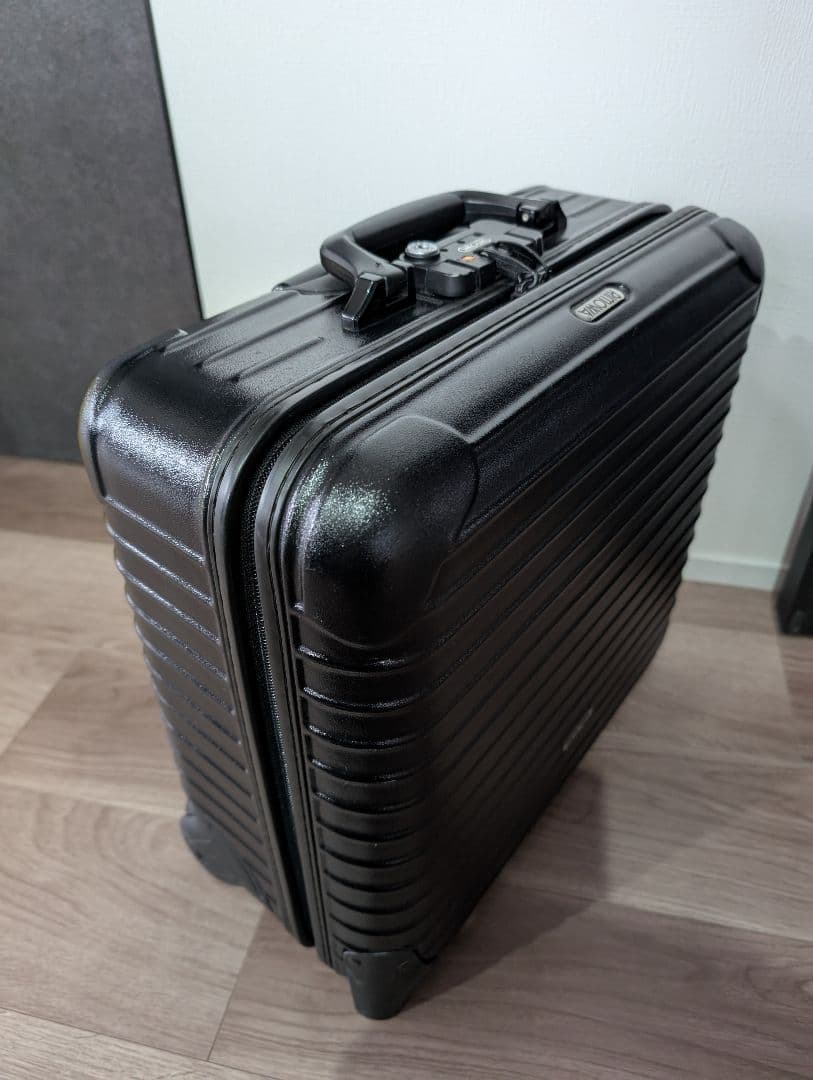 RIMOWA SALSA　ビジネストローリー