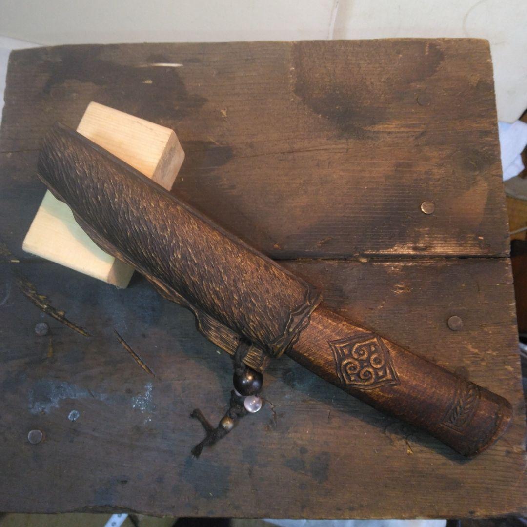 アイヌマキリ　木製彫刻　北海道。