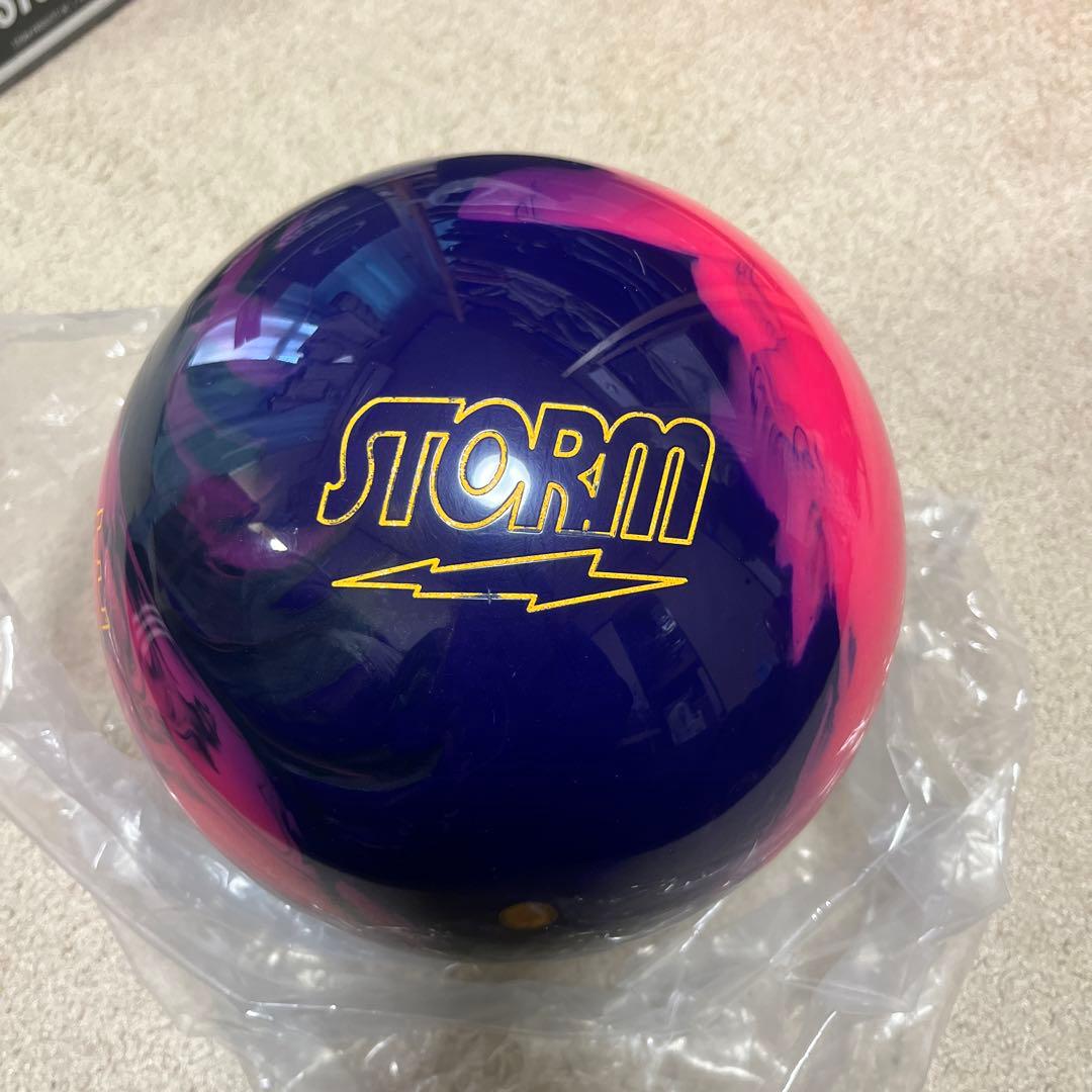 ボール STORM REAL ABSOLUTE