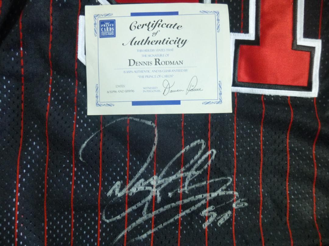 保証書付き　直筆サイン入りユニフォーム デニス・ロッドマン NBA シカゴブルズ