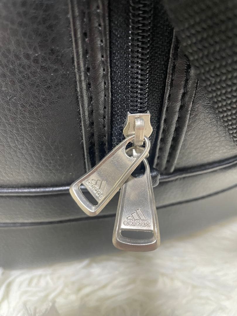 アディダス　ボストンバッグ 2Way シューズインポケット