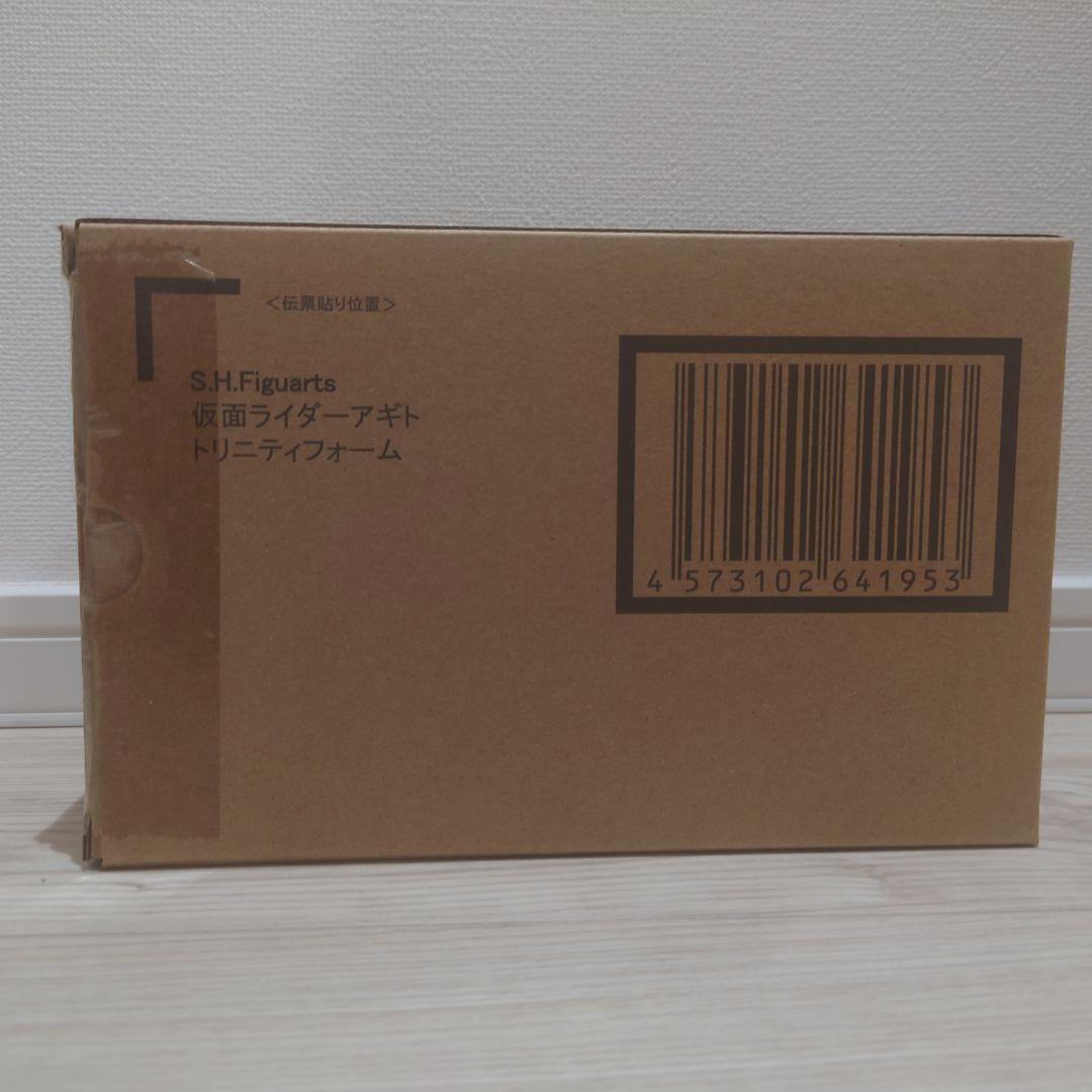 S.H.Figuarts（真骨彫製法） 仮面ライダーアギト トリニティフォーム