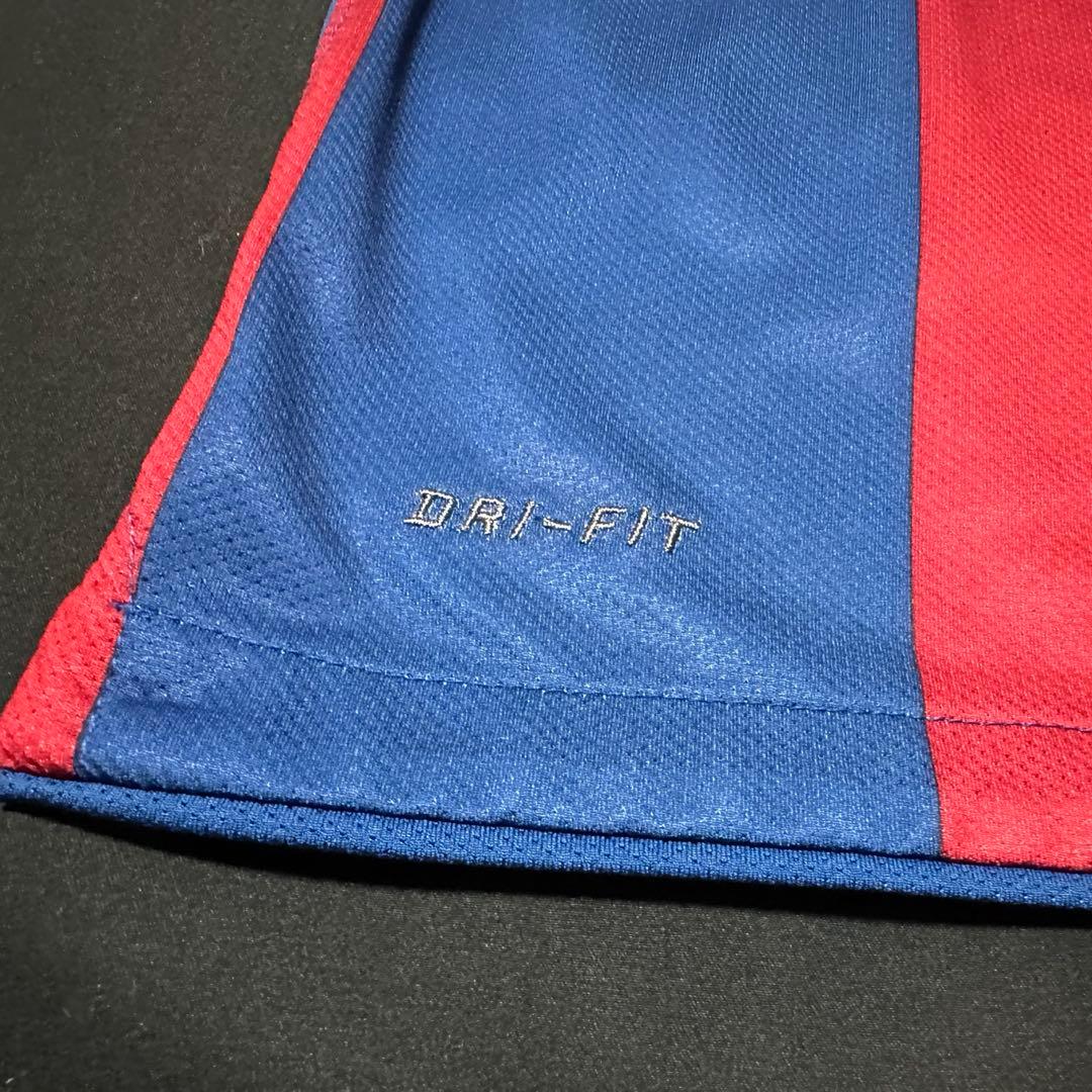 【極美品／正規品】FCバルセロナ 10/11 ホーム 8 イニエスタ日本Lサイズ