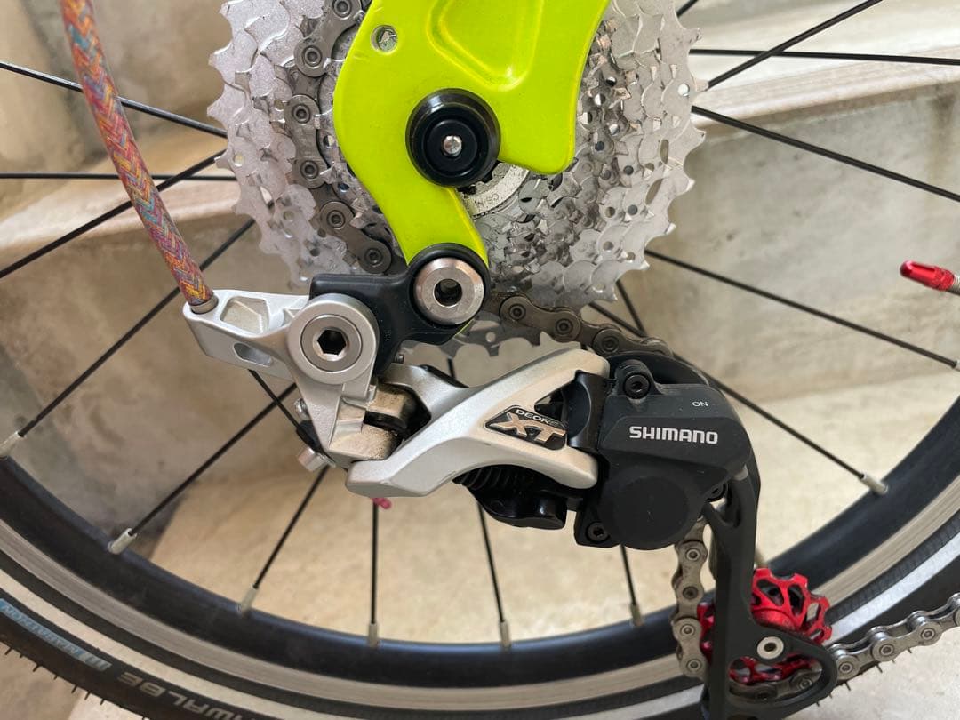 美品☆DAHON ダホン ミニベロ 折りたたみ 20インチ 軽量カスタム 輪行に