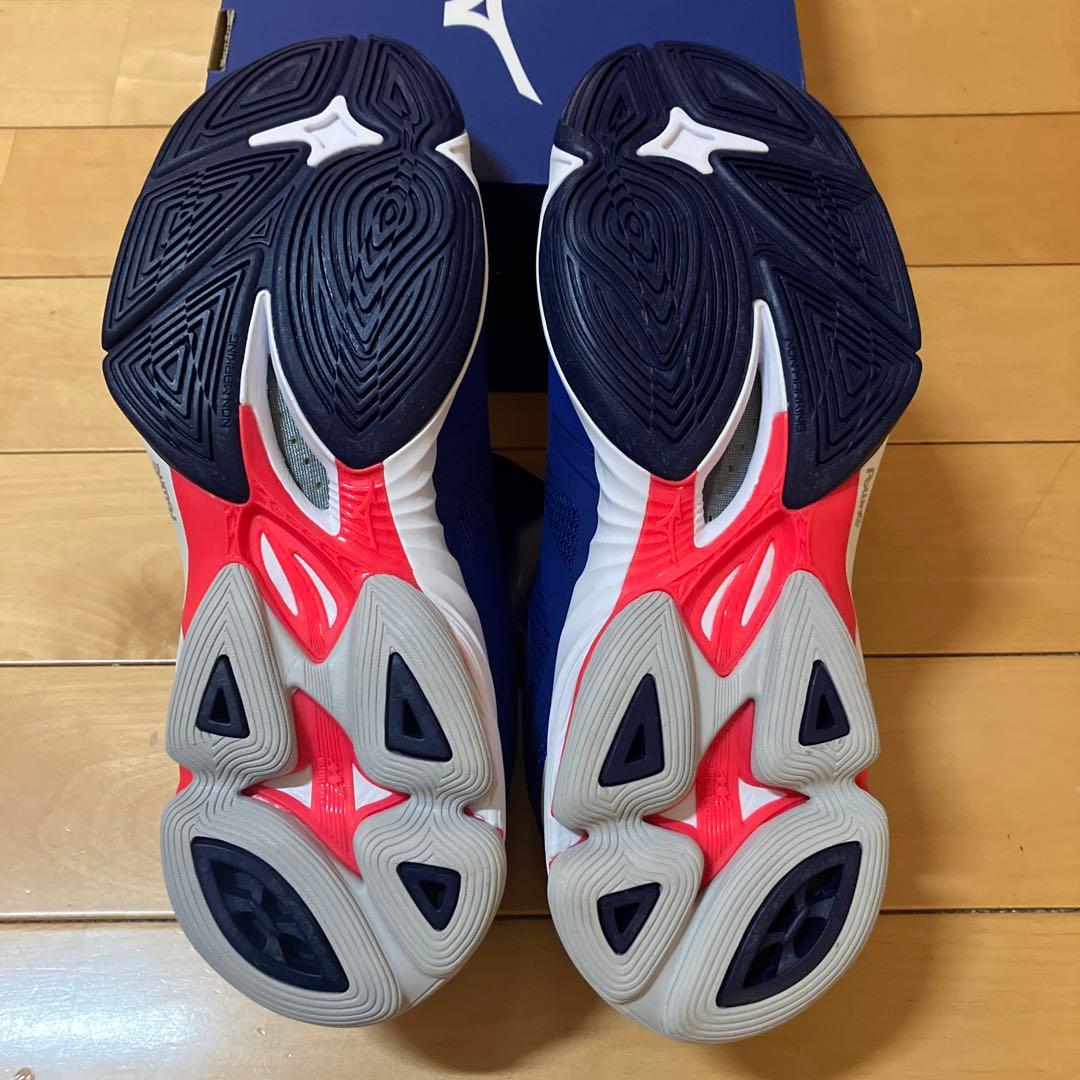 ミズノ　バレーボールシューズ　ウエーブライトニングZ６26.0cm 青