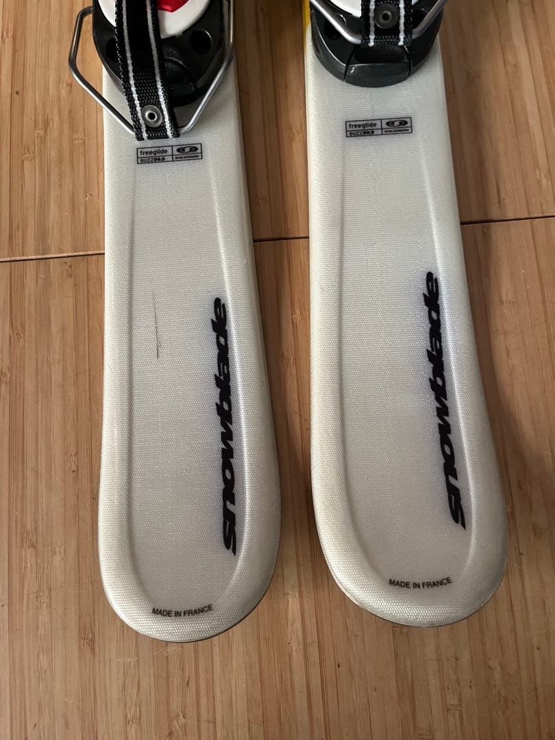 SALOMONショートスキー 99㌢　イエロー✕ホワイト　 バインディング付き