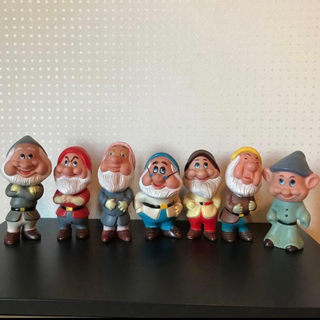 ディズニー　ビンテージ　白雪姫　７人の小人　ソフビフィギュア７人セット
