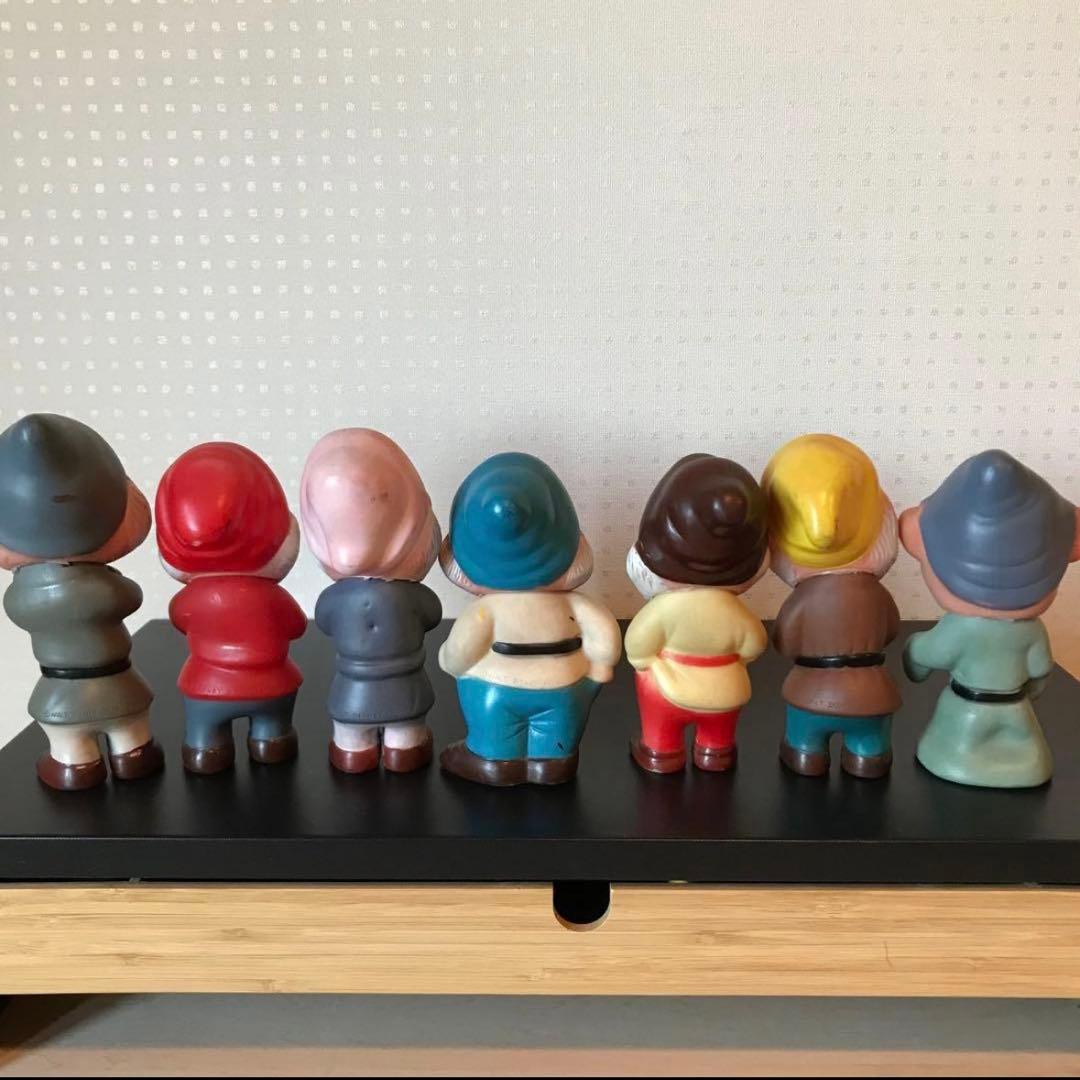 ディズニー　ビンテージ　白雪姫　７人の小人　ソフビフィギュア７人セット