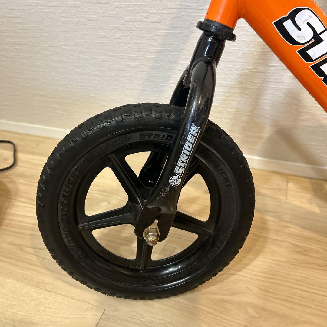【美品】 STRIDER 日本正規品 バランスバイク 12インチ オレンジ