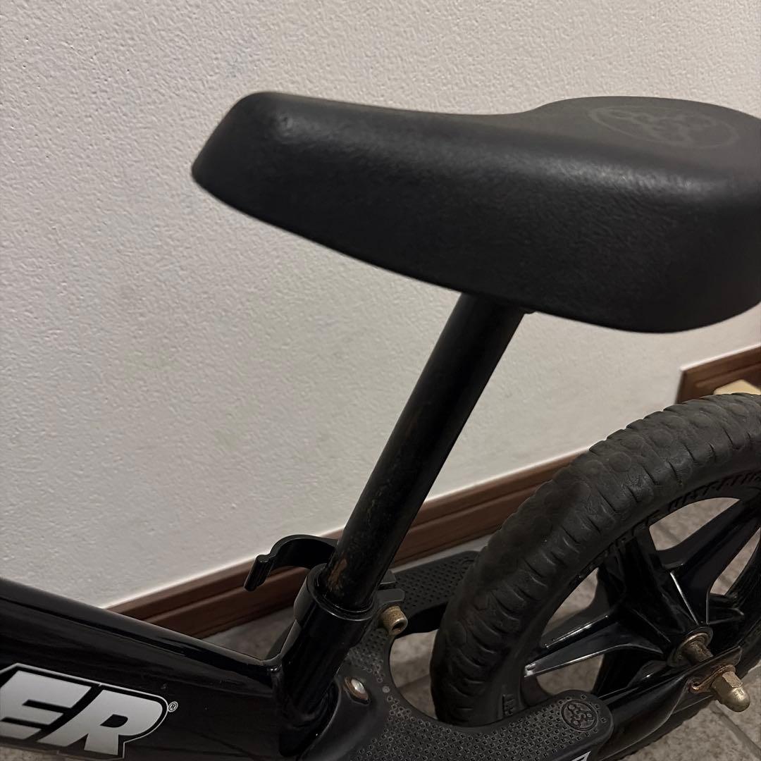 STRIDER ヘルメット　スタンドセット