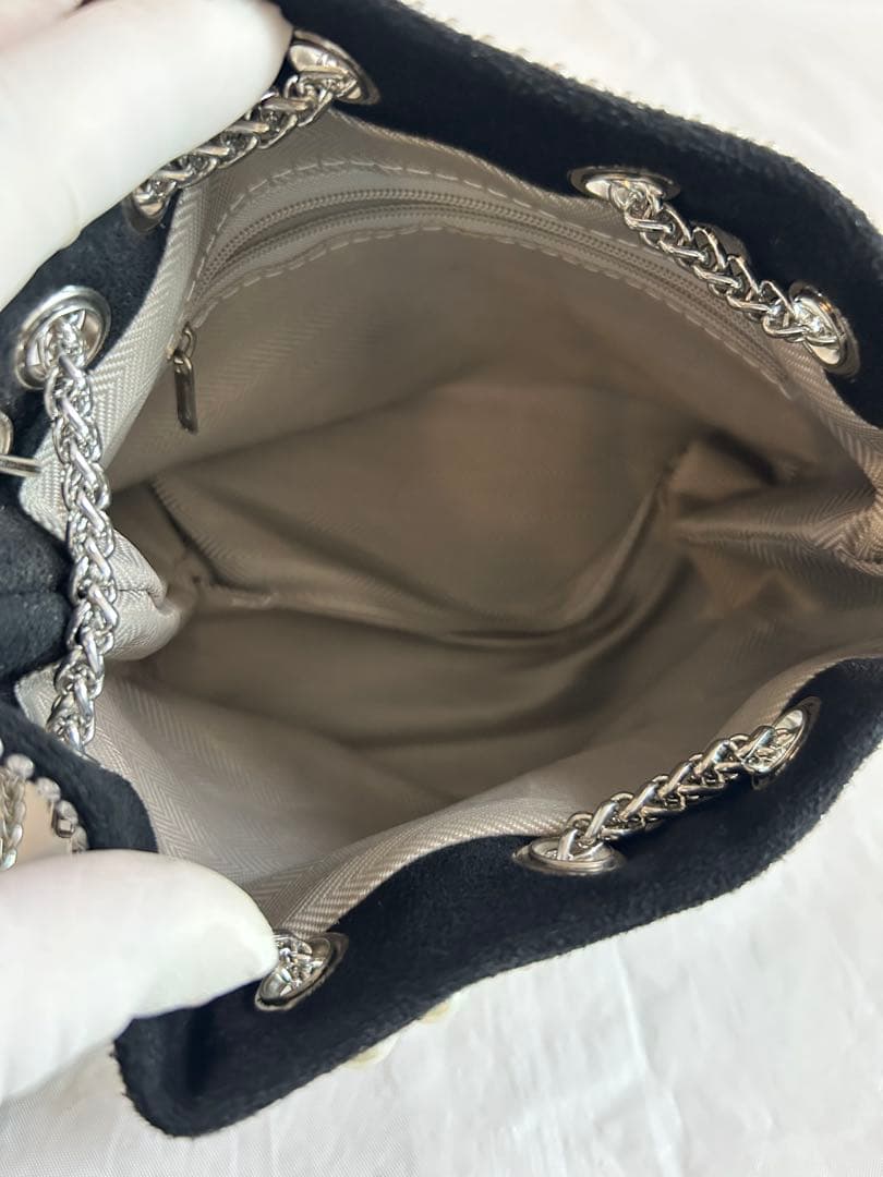 シャネル• ラインストーン CCロゴ 巾着型ショルダーバッグ